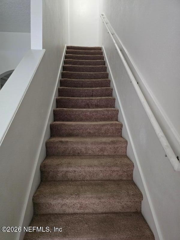 5260 Collins Road, Unit 1401 Jacksonville, FL 32244 - Photo 16 of 17 Stairwell
