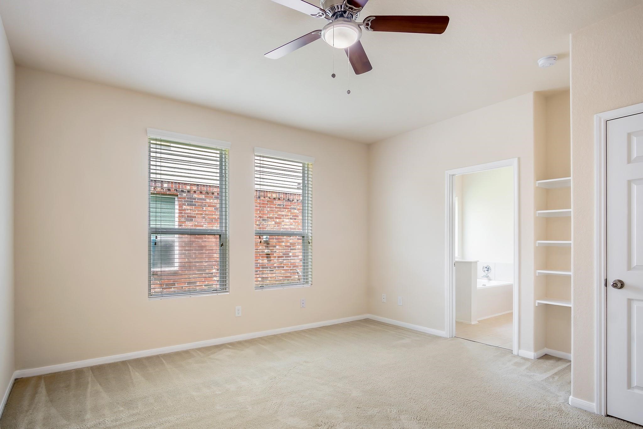 5215 Espuela Lane Baytown, TX 77521 - Photo 11 of 26