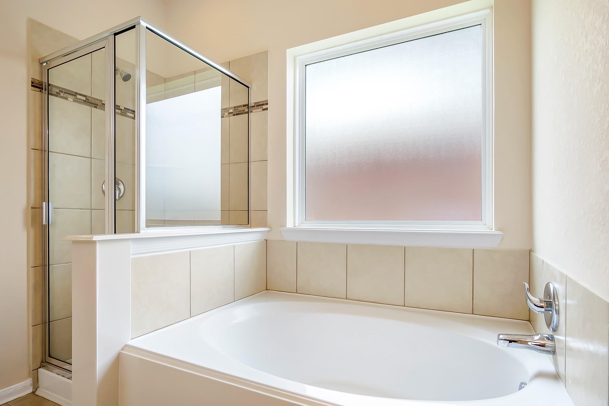 5215 Espuela Lane Baytown, TX 77521 - Photo 14 of 26