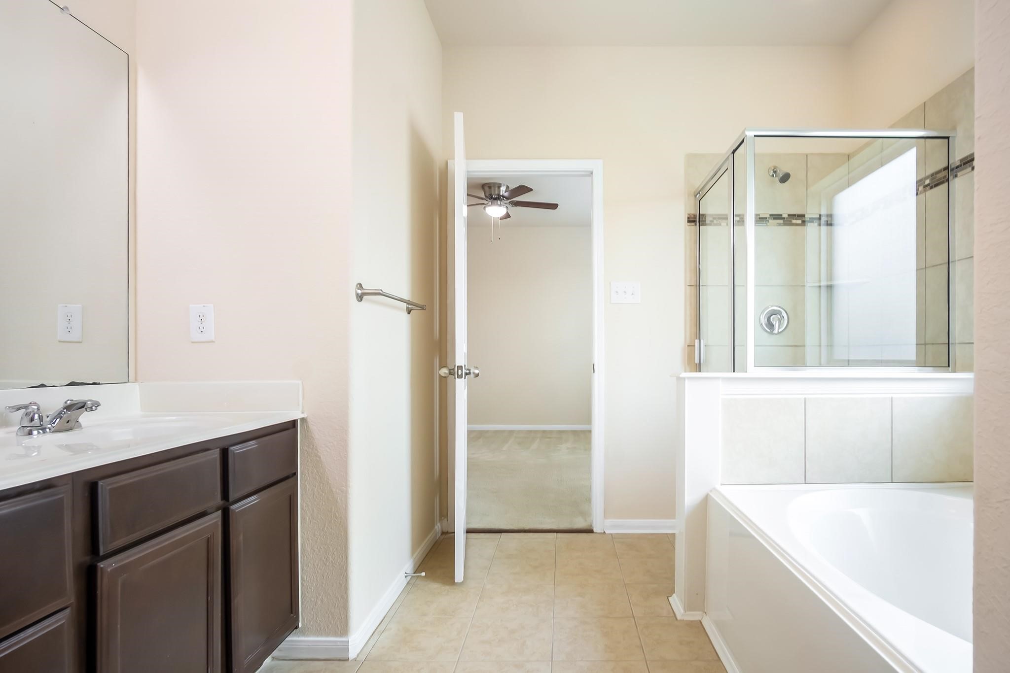 5215 Espuela Lane Baytown, TX 77521 - Photo 15 of 26