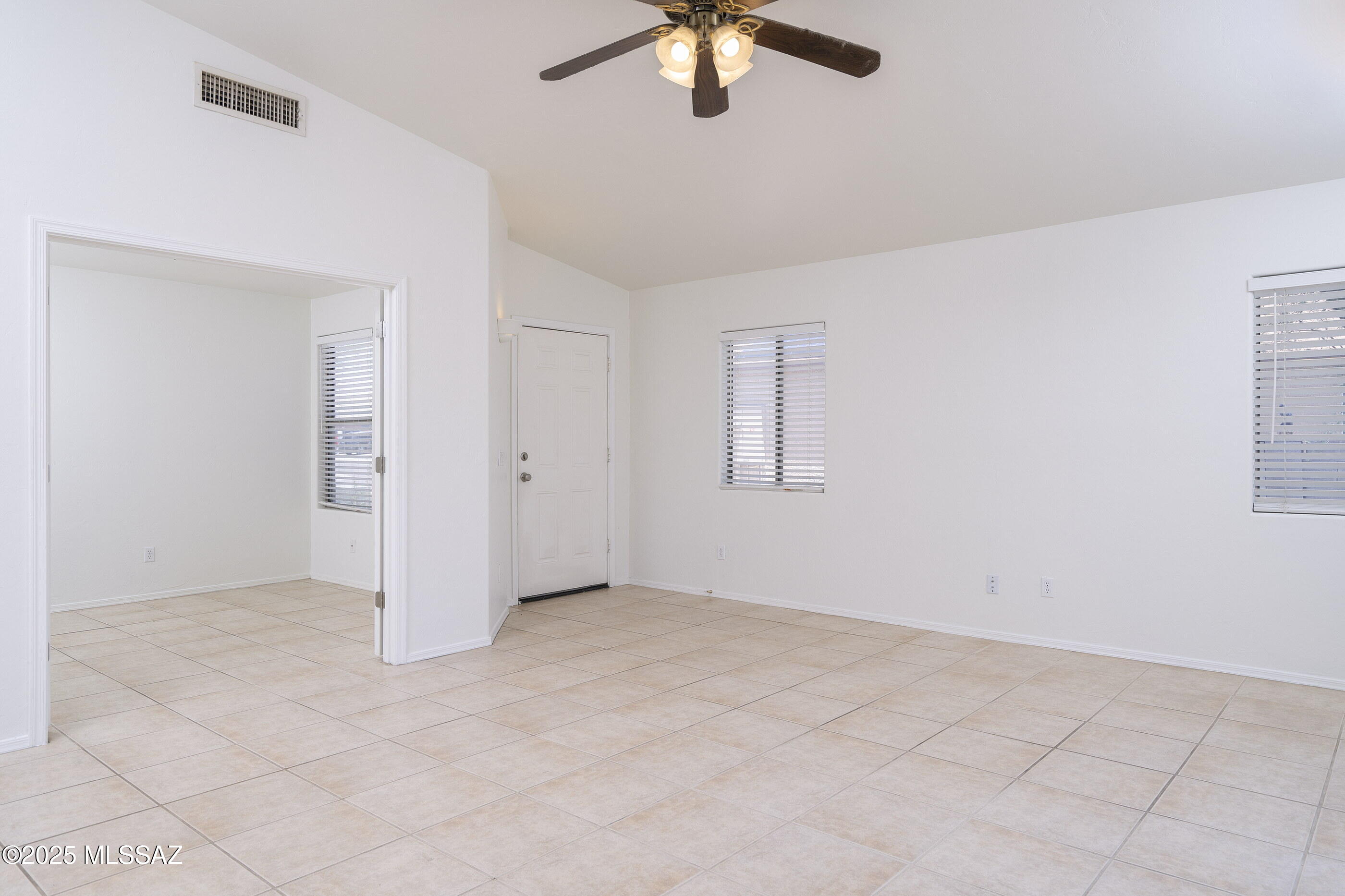 4381 Via Rio Azul South Tucson, AZ 85714 - Photo 4 of 20