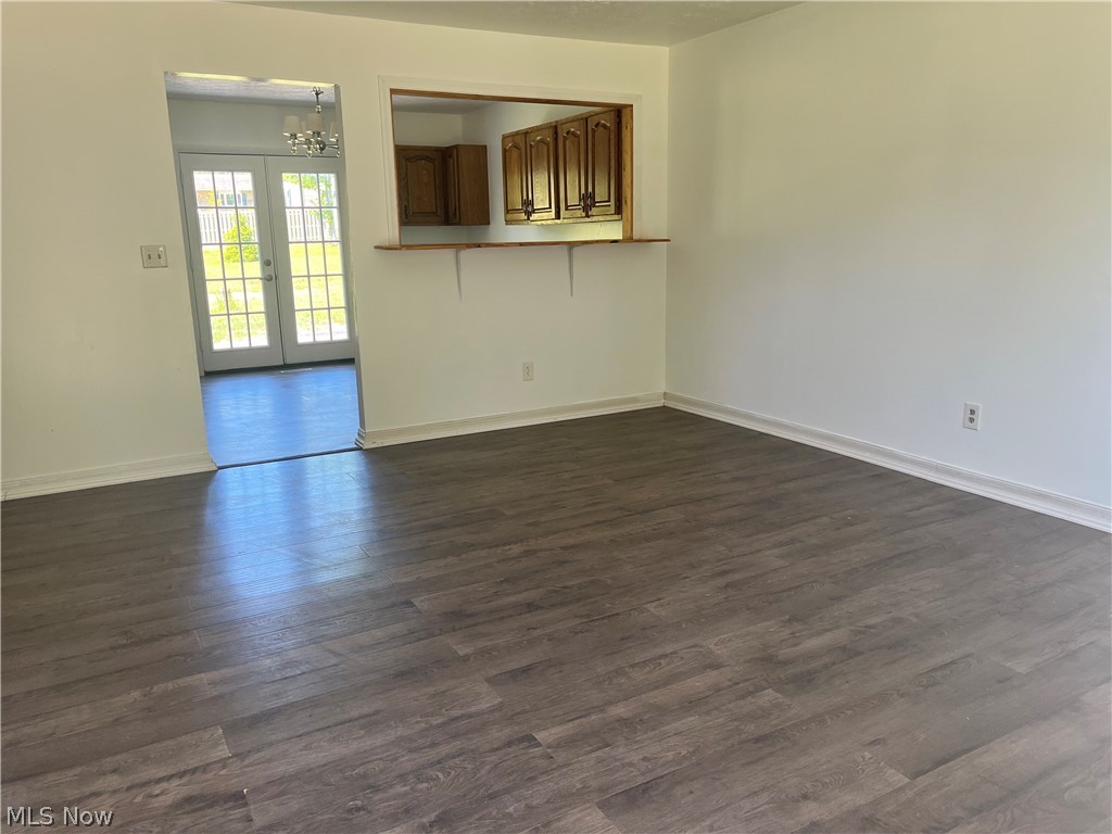 2655 Pine Ridge Drive Ashtabula, OH 44004 - Photo 4 of 15