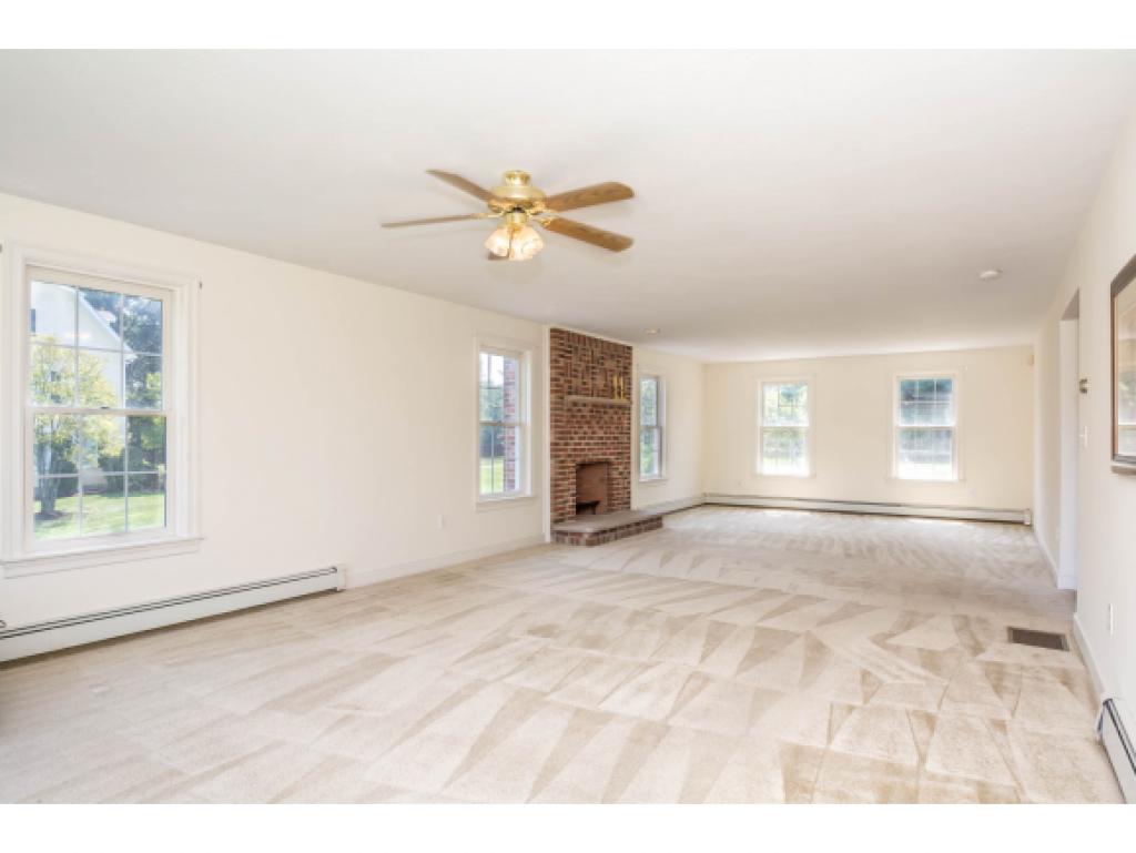 6 Copper Beech Road Salem, NH 03079 - Photo 14 of 36
