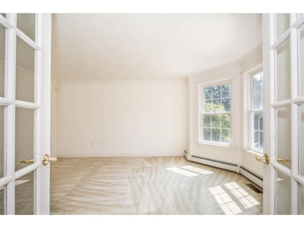 6 Copper Beech Road Salem, NH 03079 - Photo 19 of 36