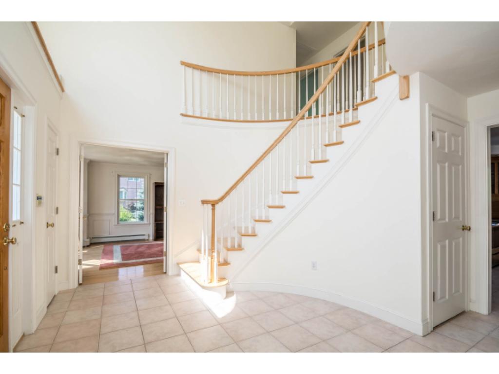 6 Copper Beech Road Salem, NH 03079 - Photo 3 of 36