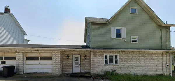 a view of a house