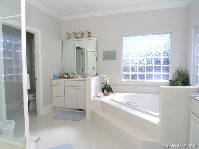 200 Falcons Ridge Matthews, NC 28104 - Photo 11 of 23 Gallery Image 11