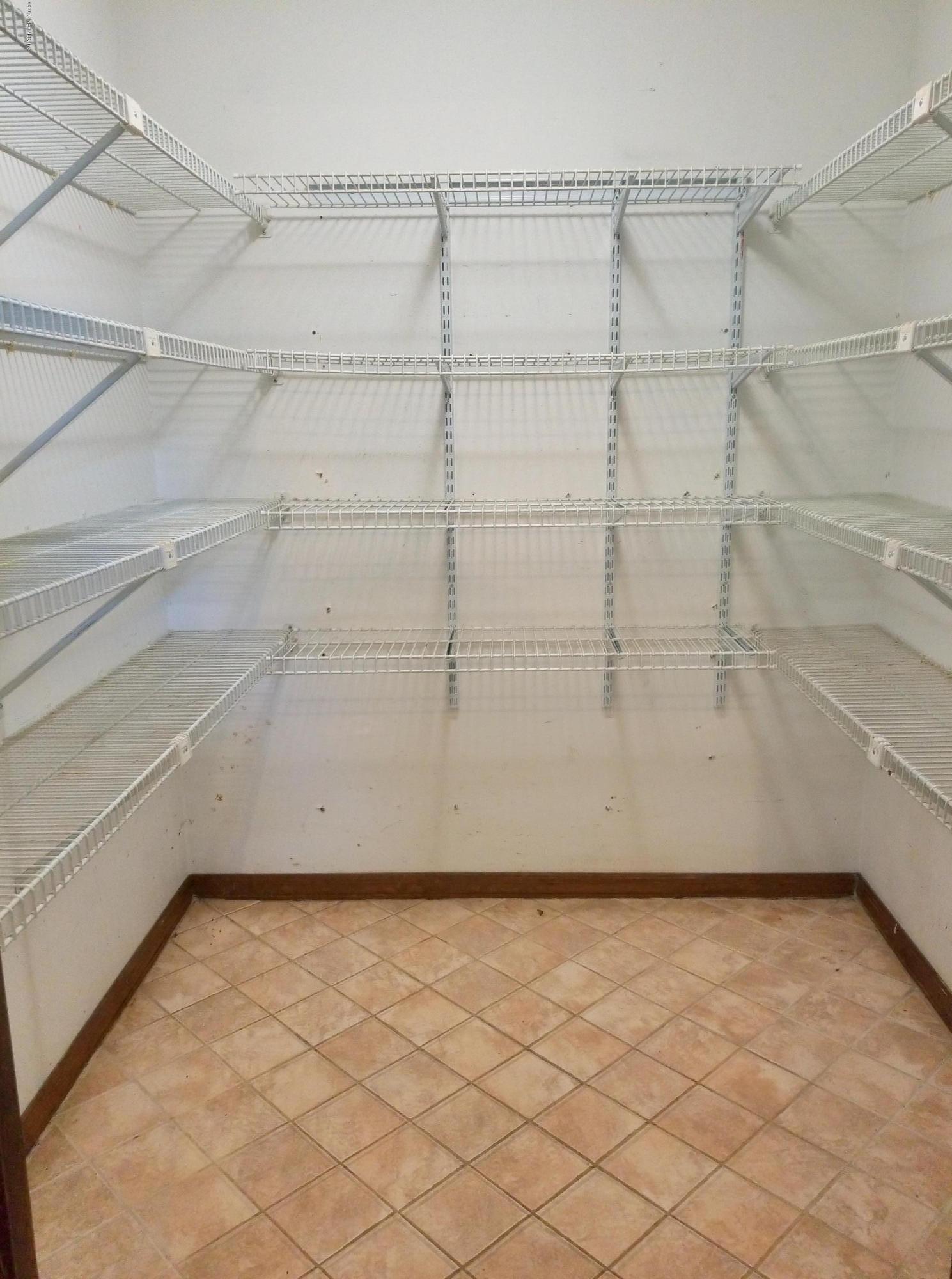 1335 Ryar Road Jacksonville, FL 32216 - Photo 8 of 25 hdr_00564_1
