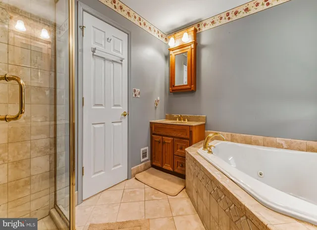 $574,900 | 13 Keatley Drive, Marlton, NJ 08053