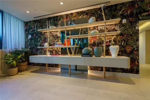 $1,150,000 | 700 Northeast 24th Street, Unit 2504, Miami, FL 33137