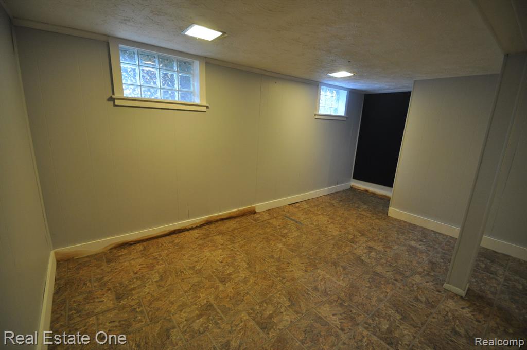 3094 Willet Avenue Rochester Hills, MI 48309 - Photo 27 of 37