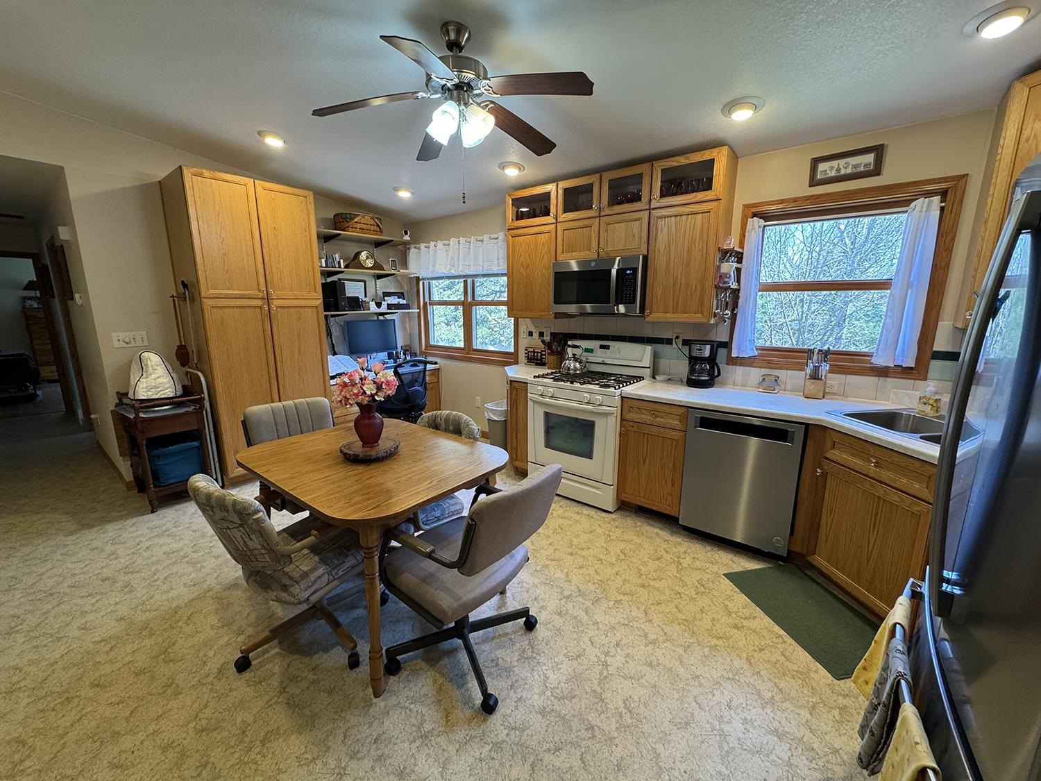 10293 Getz Road Mount Carroll, IL 61053 - Photo 17 of 54