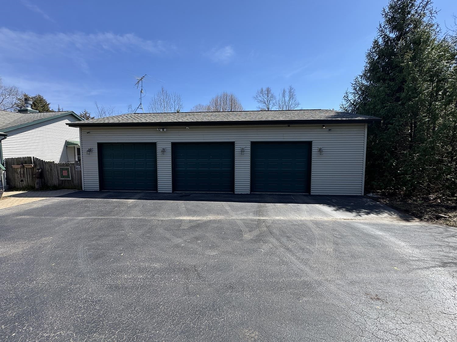 10293 Getz Road Mount Carroll, IL 61053 - Photo 6 of 54