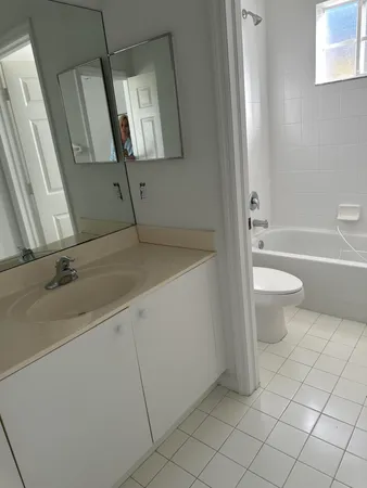 $2,450 | 5168 Southeast Mariner Garden Circle, Stuart, FL 34997