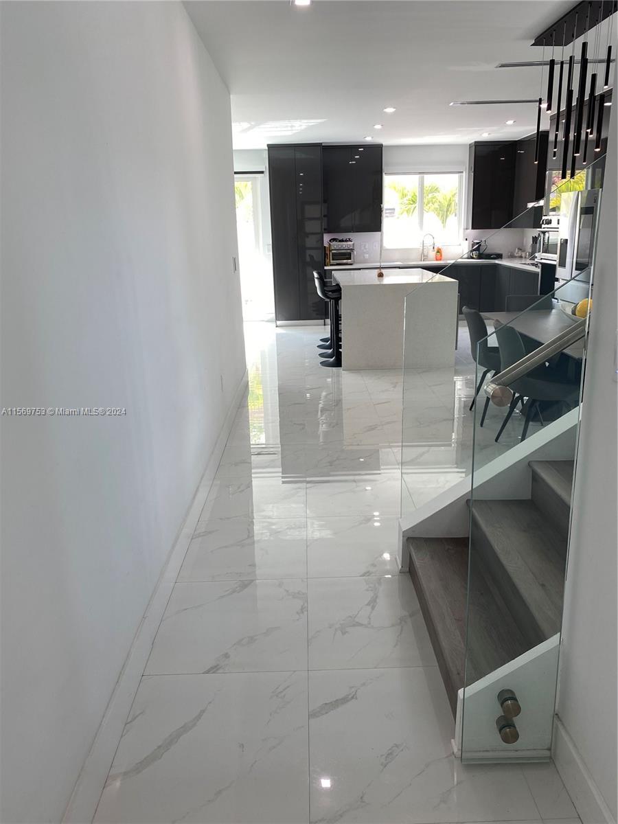 16976 Southwest 90th Terrace Miami, FL 33196 - Photo 14 of 90