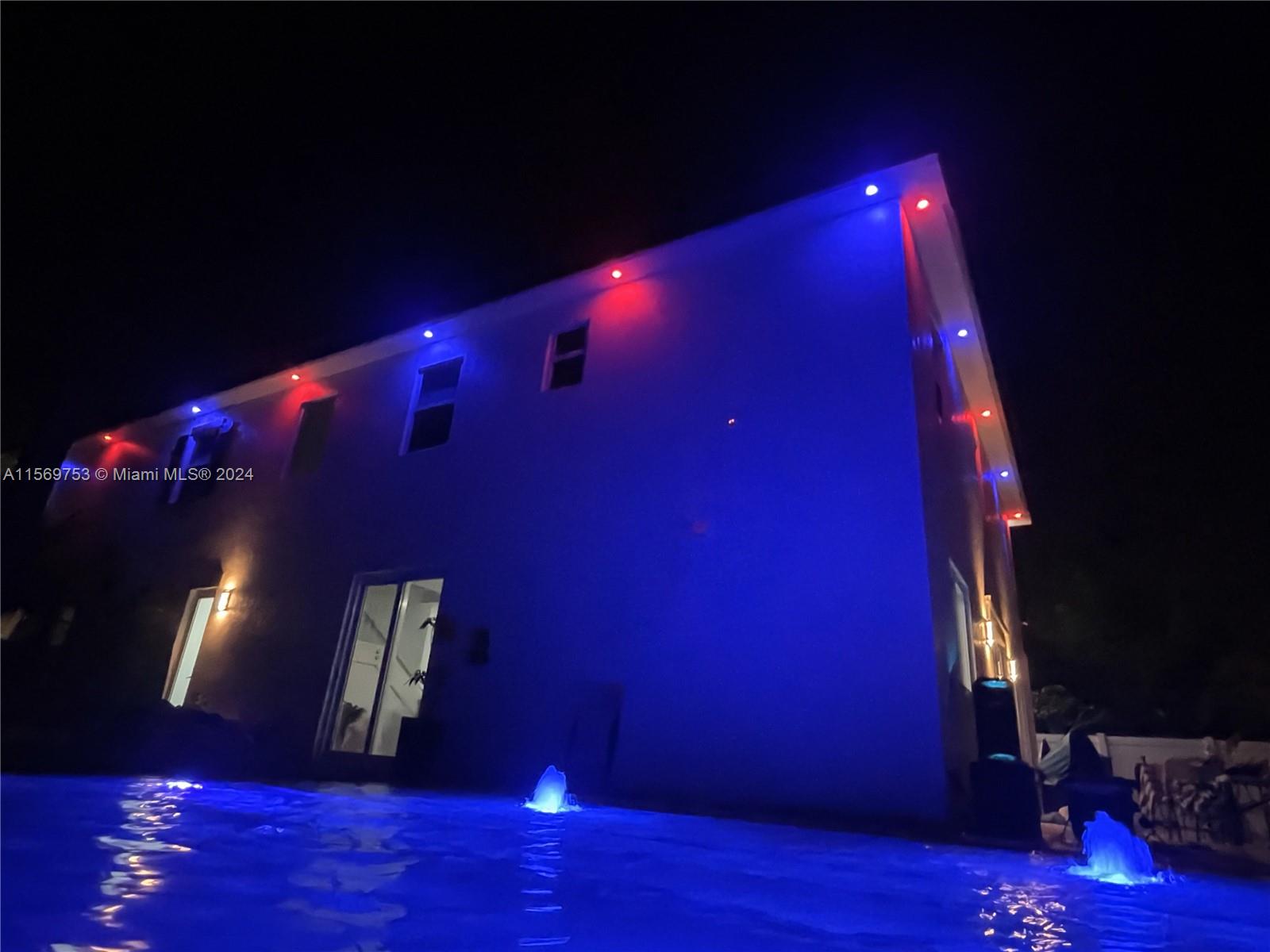 16976 Southwest 90th Terrace Miami, FL 33196 - Photo 84 of 90 Night