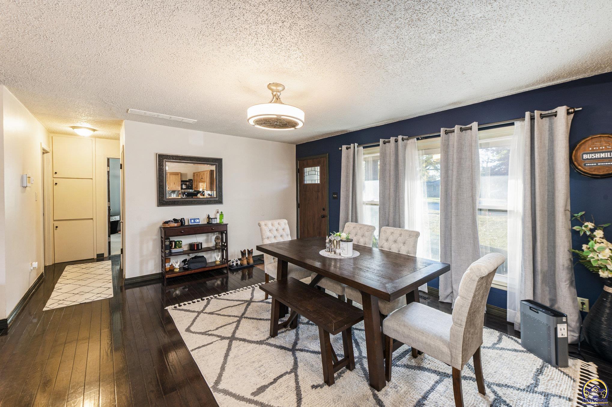 1730 Southwest 37th Street Topeka, KS 66611 - Photo 8 of 24