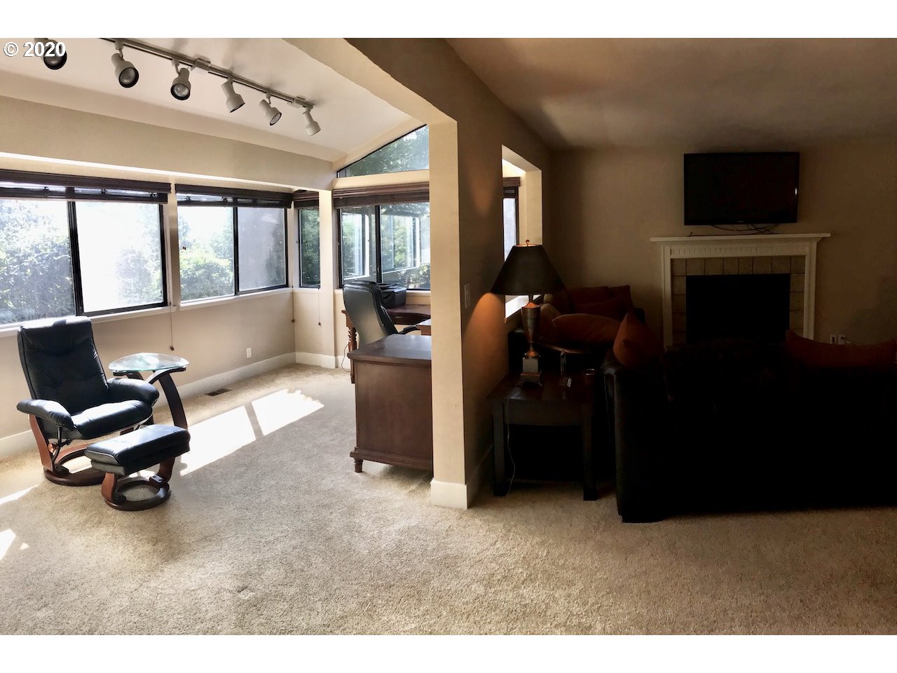 2285 Ridgeway Drive Eugene, OR 97401 - Photo 17 of 31 Gallery Image 17