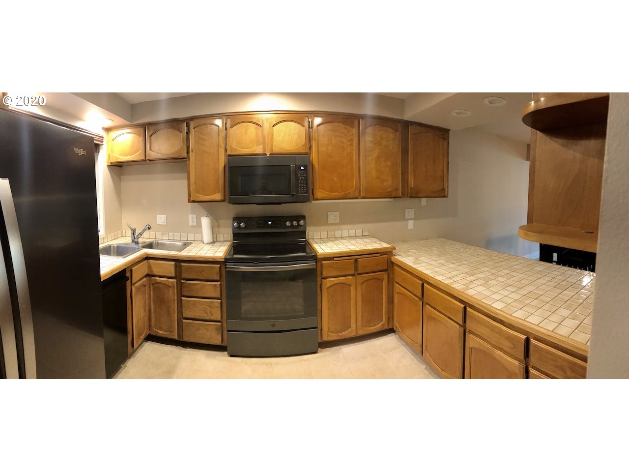2285 Ridgeway Drive Eugene, OR 97401 - Photo 22 of 31 Gallery Image 22