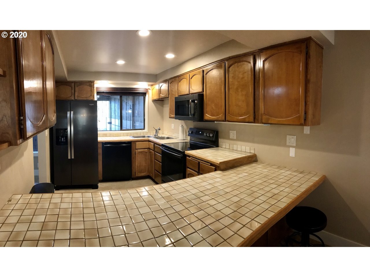 2285 Ridgeway Drive Eugene, OR 97401 - Photo 23 of 31 Gallery Image 23