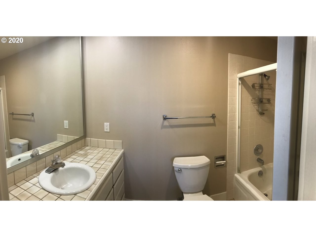 2285 Ridgeway Drive Eugene, OR 97401 - Photo 6 of 31 Gallery Image 6