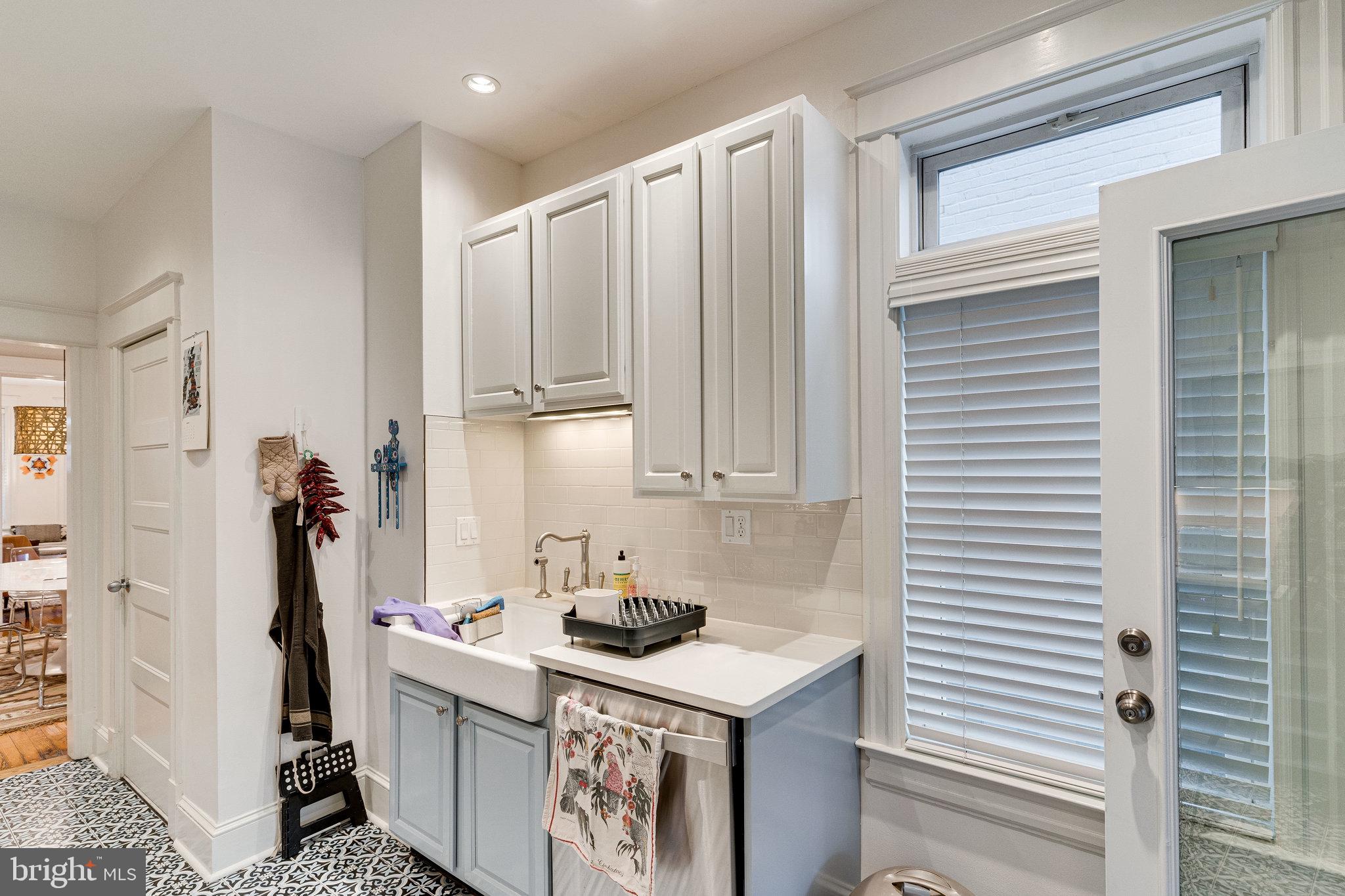 916 6th Street Northeast Washington, DC 20002 - Photo 17 of 60