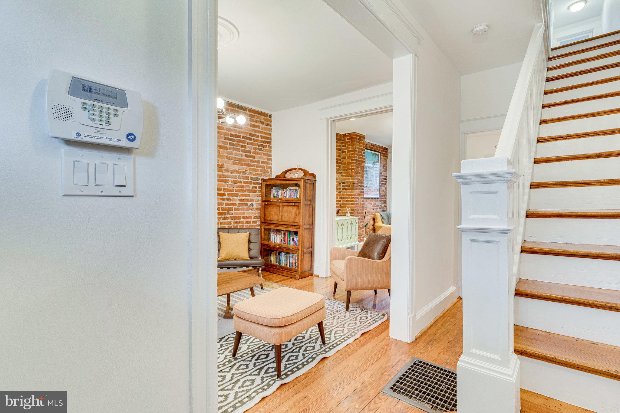 916 6th Street Northeast Washington, DC 20002 - Photo 5 of 60