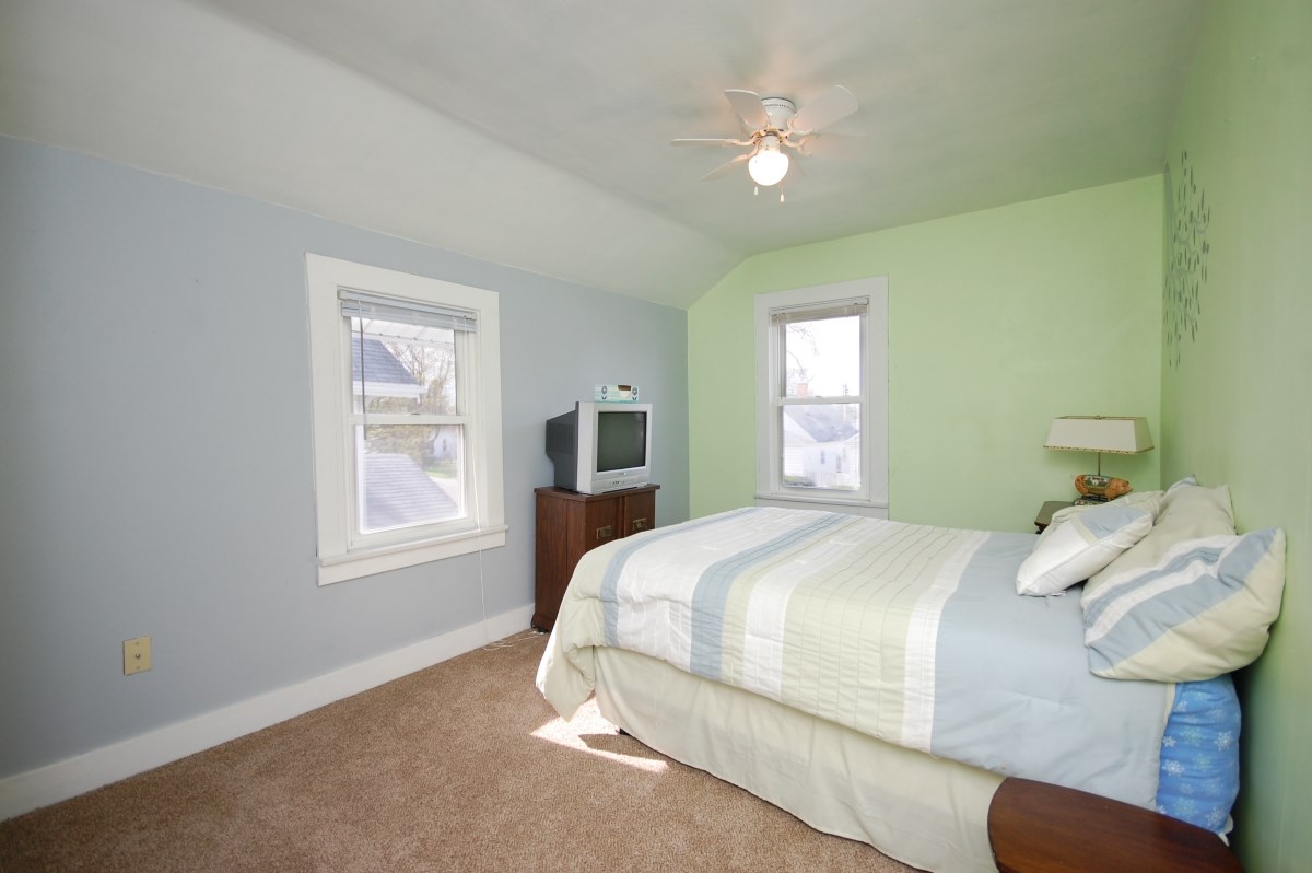 1919 Spring Street Fort Wayne, IN 46808 - Photo 13 of 19 Gallery Image 13