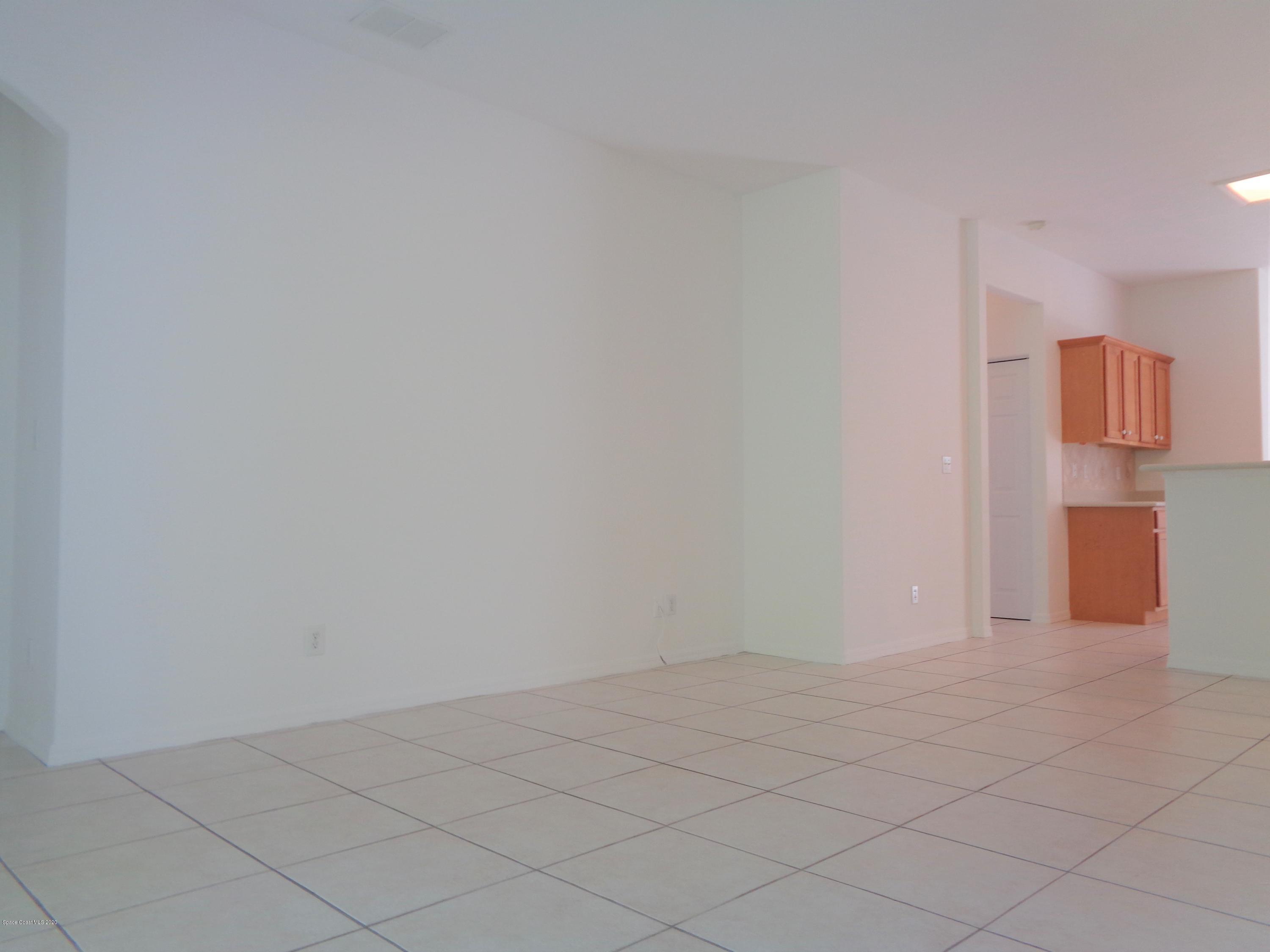 1630 Degroodt Road Southwest Palm Bay, FL 32908 - Photo 13 of 31 Family Room