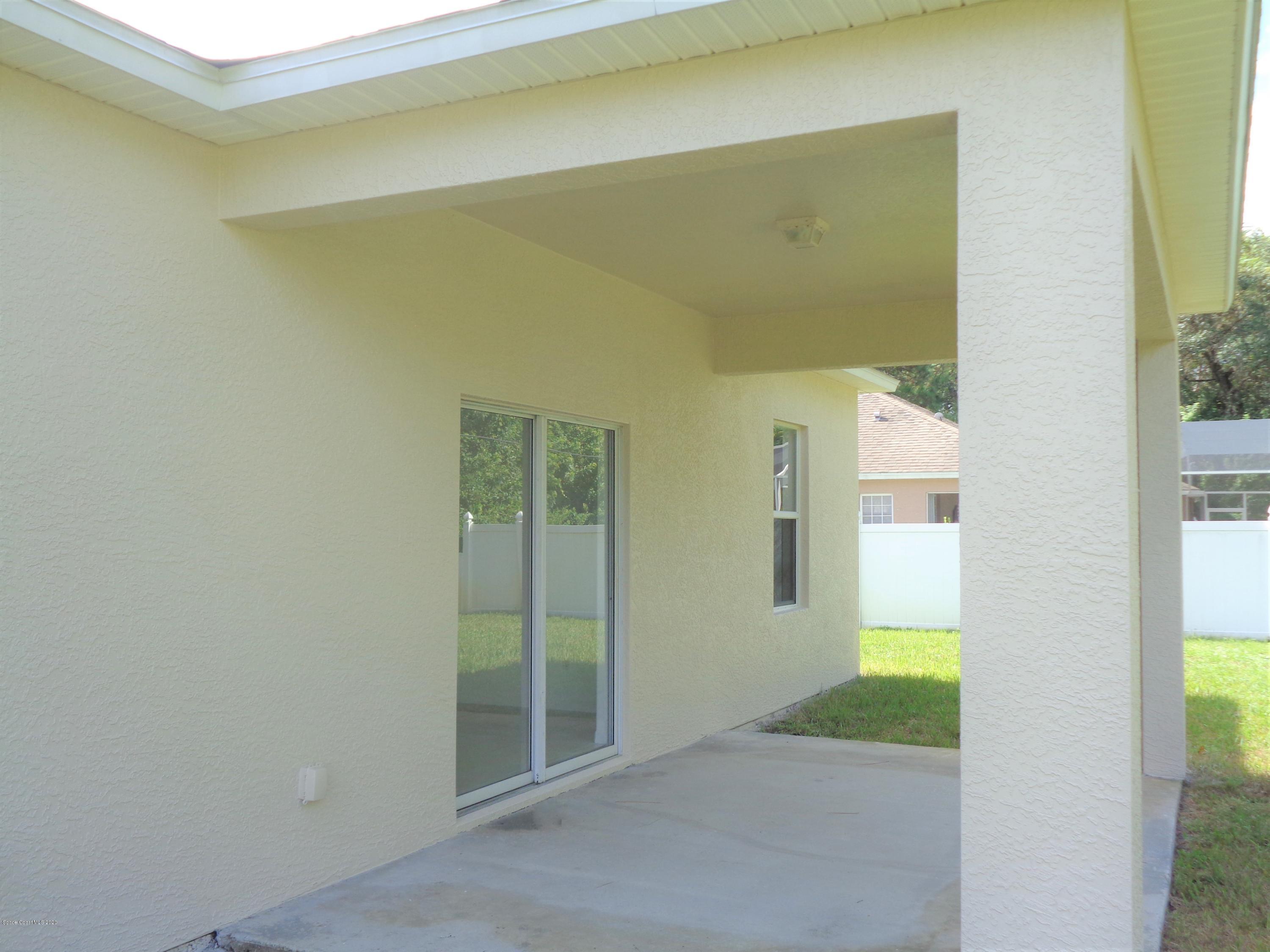 1630 Degroodt Road Southwest Palm Bay, FL 32908 - Photo 27 of 31 DSC01690