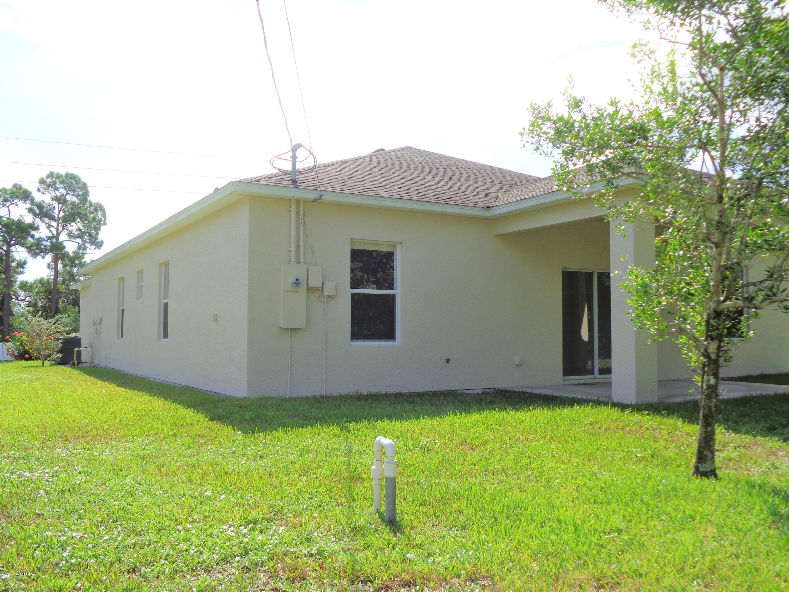 1630 Degroodt Road Southwest Palm Bay, FL 32908 - Photo 28 of 31 DSC01692