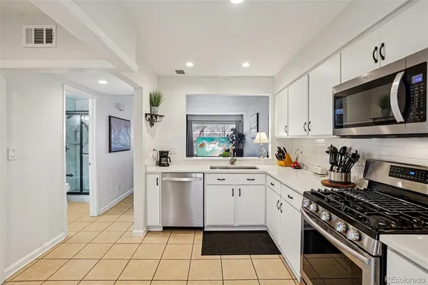 $275,000 | 1305 South Sable Boulevard, Aurora, CO 80012