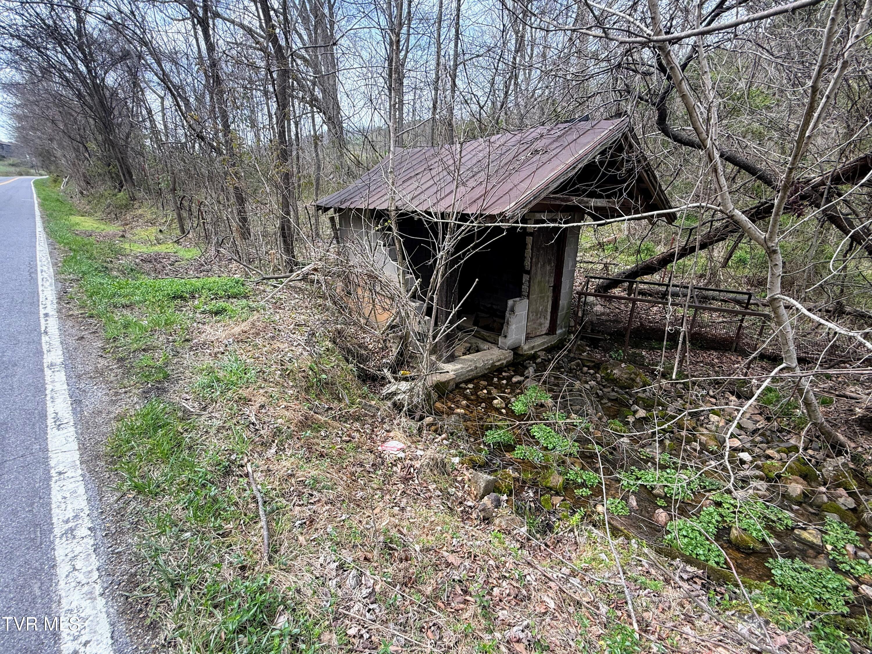 3 Rd Greeneville Tn 37743 Road Greeneville, TN 37743 - Photo 19 of 25 IMG_019