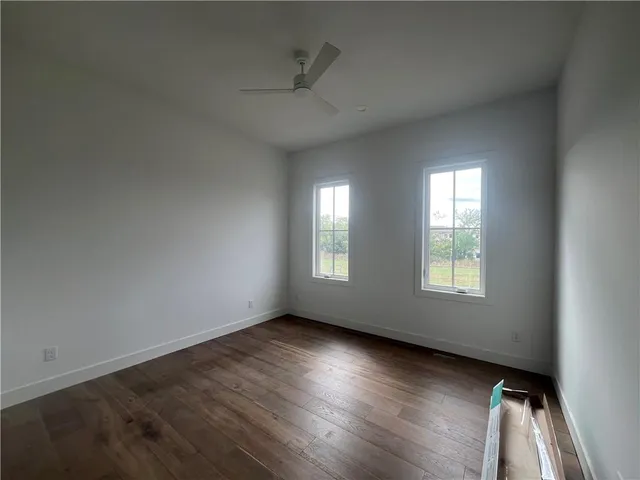 $920,000 | 10856 South Shady Bend Road, Olathe, KS 66061