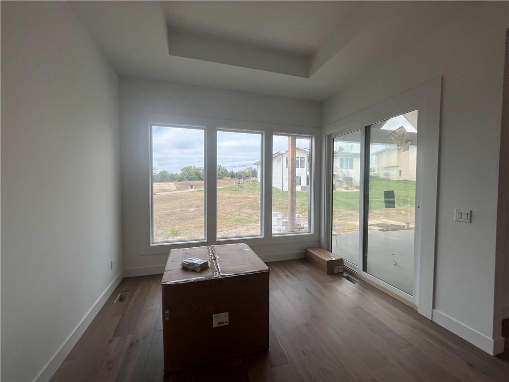 10856 South Shady Bend Road Olathe, KS 66061 - Photo 6 of 25