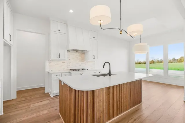 $889,000 | 10856 South Shady Bend Road, Olathe, KS 66061