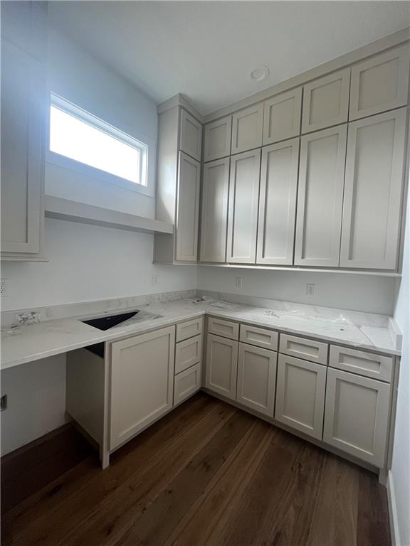 10856 South Shady Bend Road Olathe, KS 66061 - Photo 8 of 25