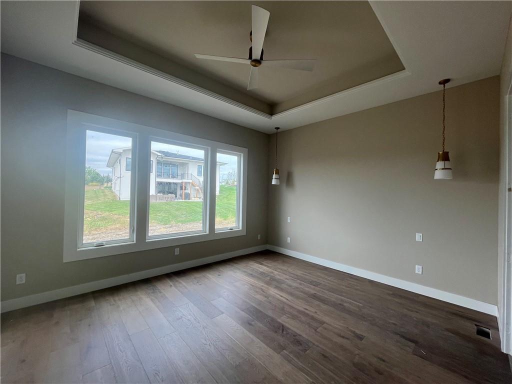 10856 South Shady Bend Road Olathe, KS 66061 - Photo 9 of 25