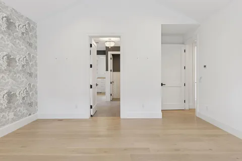 $2,400,000 | 6101 Blake Circle, Edina, MN 55436