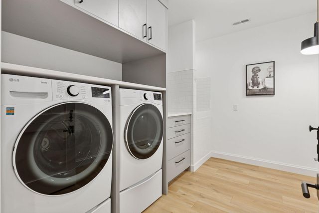 $2,400,000 | 6101 Blake Circle, Edina, MN 55436