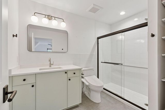 $2,400,000 | 6101 Blake Circle, Edina, MN 55436