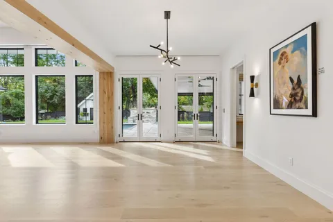 $2,400,000 | 6101 Blake Circle, Edina, MN 55436