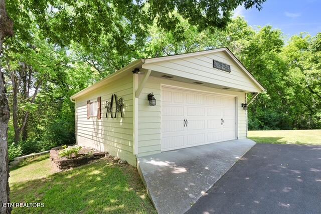 270 Lone Ridge Lane Clinton, TN 37716 - Photo 43 of 58 photo 50
