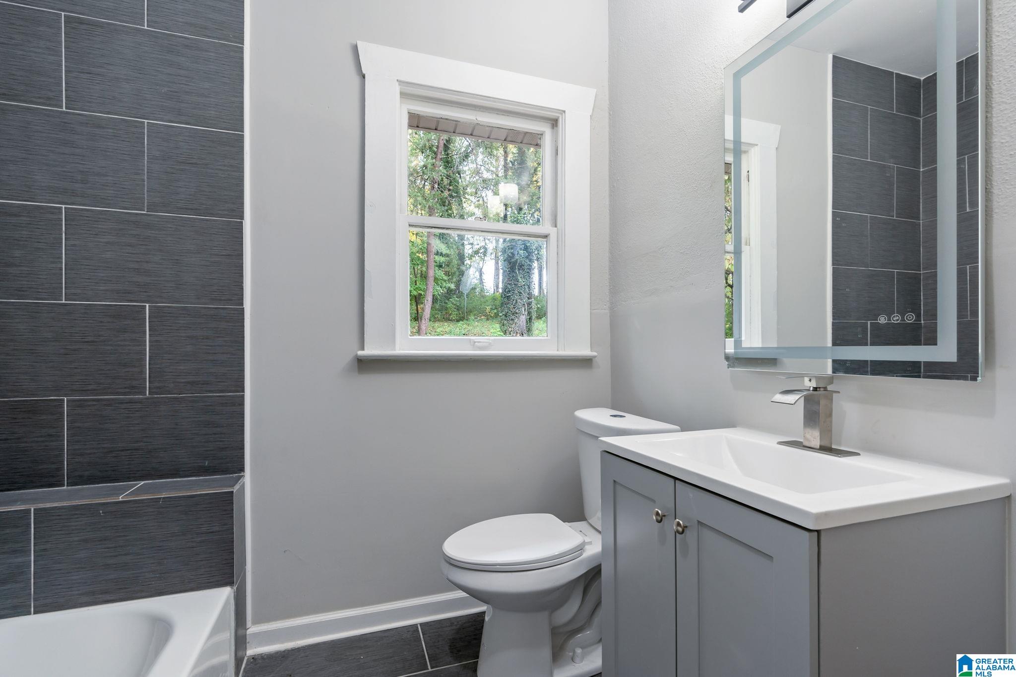 686 Ridge Top Circle Birmingham, AL 35206 - Photo 20 of 36