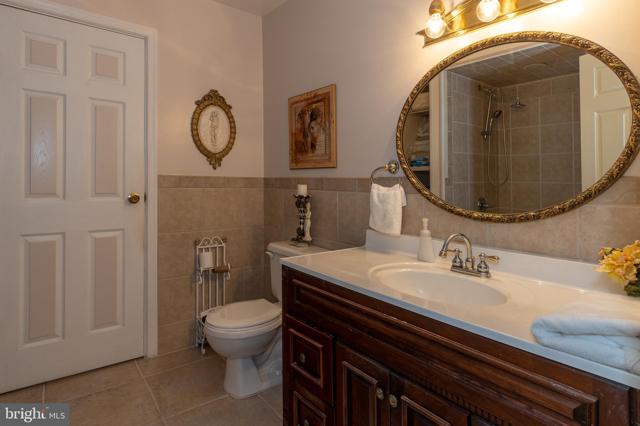 218 West Beech Road Sterling, VA 20164 - Photo 8 of 22 Gallery Image 8