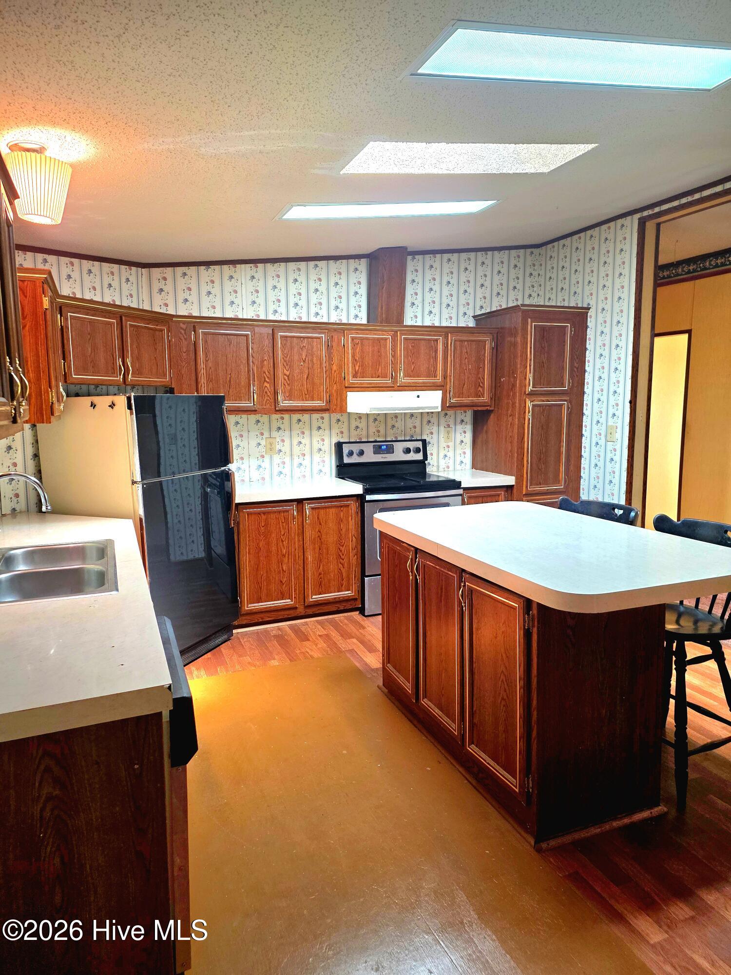 723 West Broad Street Beulaville, NC 28518 - Photo 17 of 21 20260413_143746