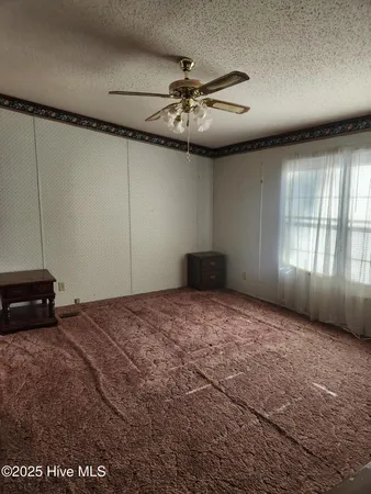 $180,000 | 723 West Broad Street, Beulaville, NC 28518