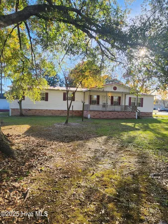 $180,000 | 723 West Broad Street, Beulaville, NC 28518