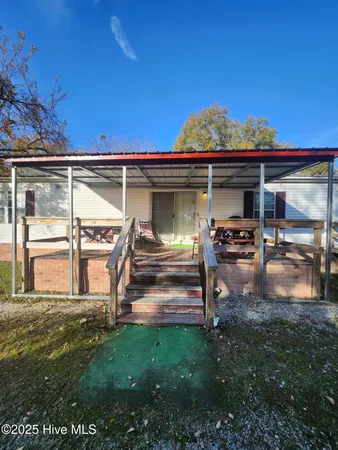 $180,000 | 723 West Broad Street, Beulaville, NC 28518