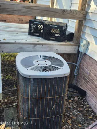 $180,000 | 723 West Broad Street, Beulaville, NC 28518